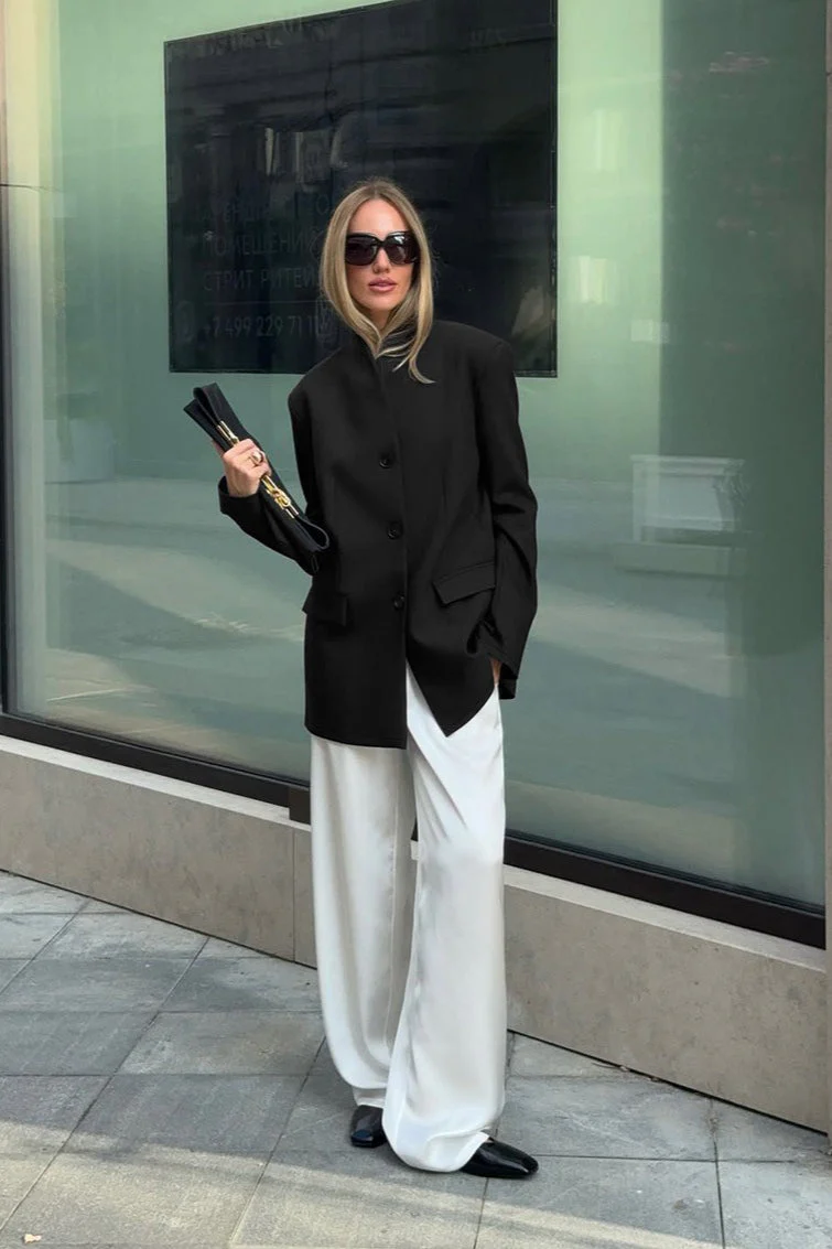 Minimalist V-neck Blazer Jacket - Image 2