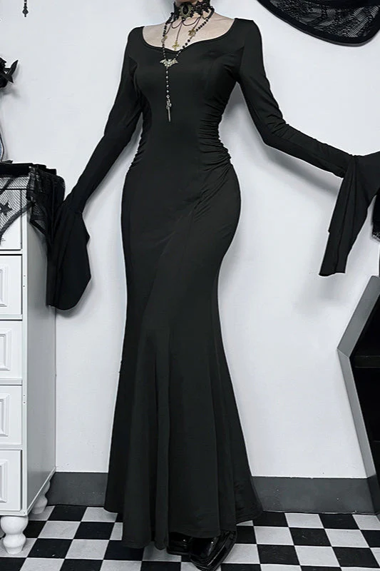 Elegant Mermaid Gothic Dress - Image 2