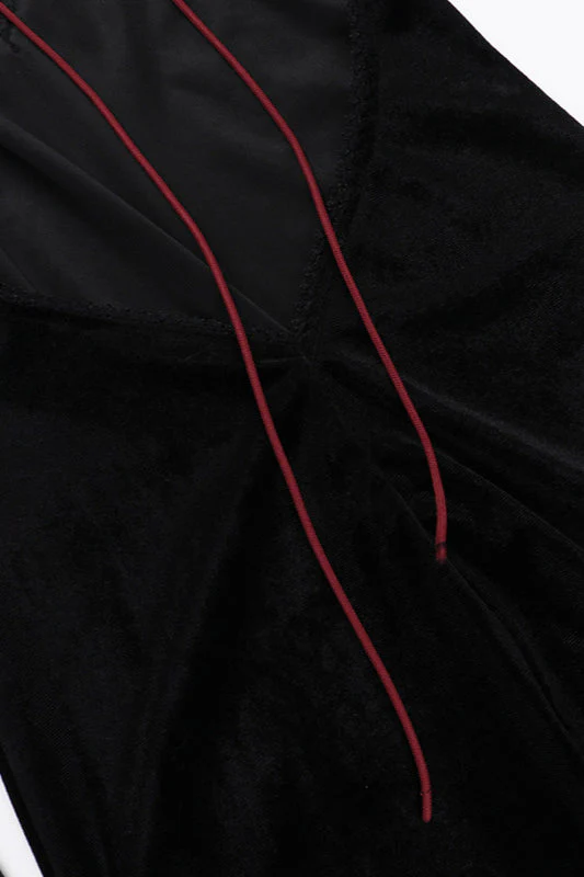 Elegant Open Back Gothic Dress - Image 6