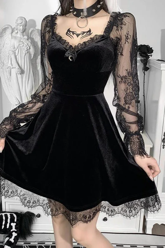 Bust Curve Gothic Dress - Image 5