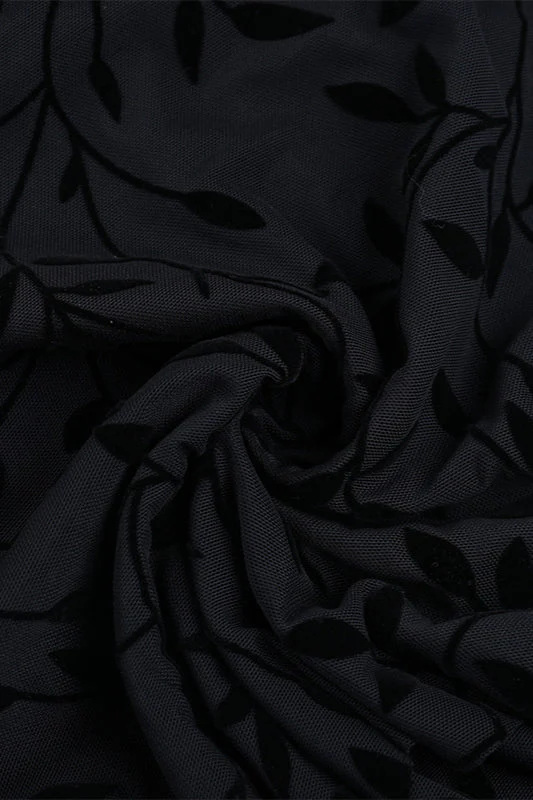 Slim Velvet Gothic Dress - Image 5