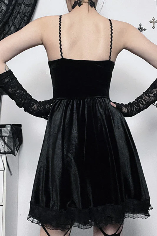 Velvet Tie-Waist Gothic Dress - Image 4