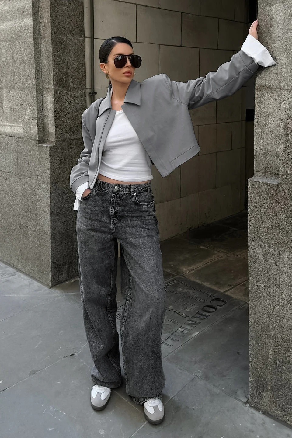 Gray Cropped Long Sleeve Jacket - Image 4