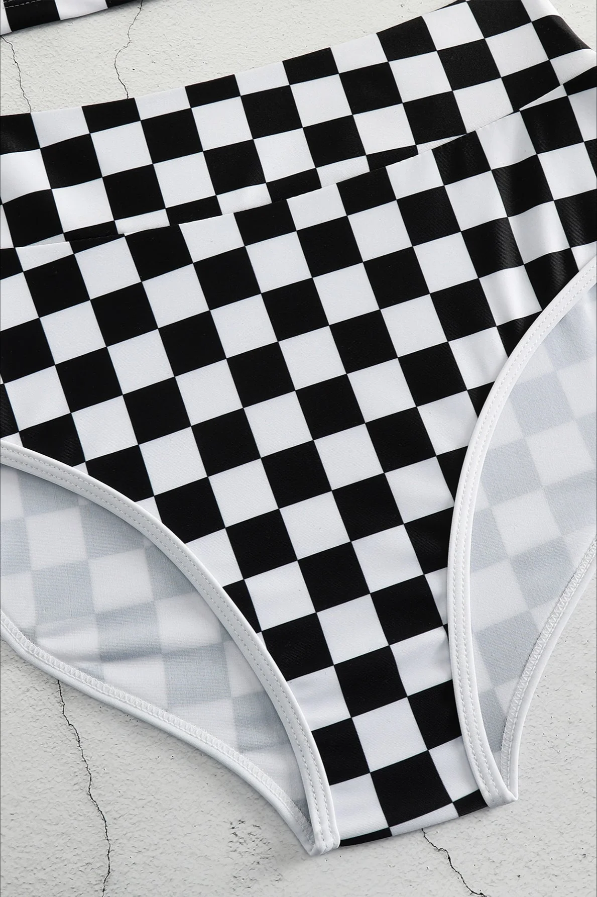 Trendy Checkered Bikini Two Piece Swim Set - Image 3