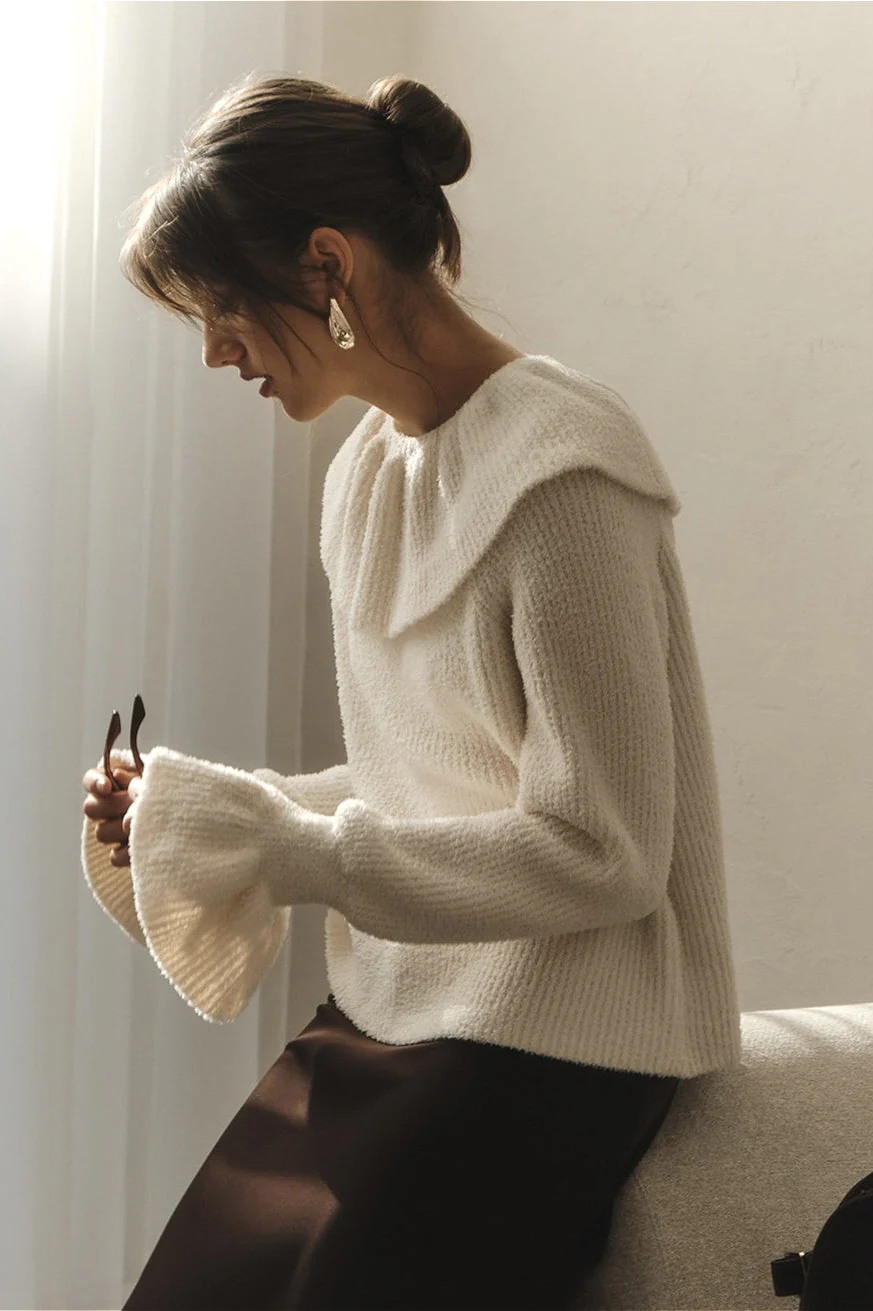 Vintage Ruffle Flare Sleeve Blouse - Image 3