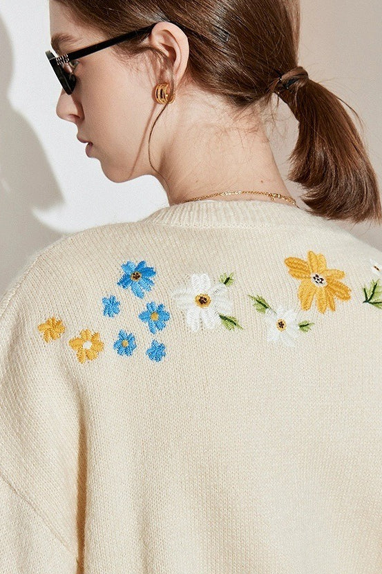 Vintage Floral Embroidered Knit Blouse - Image 6