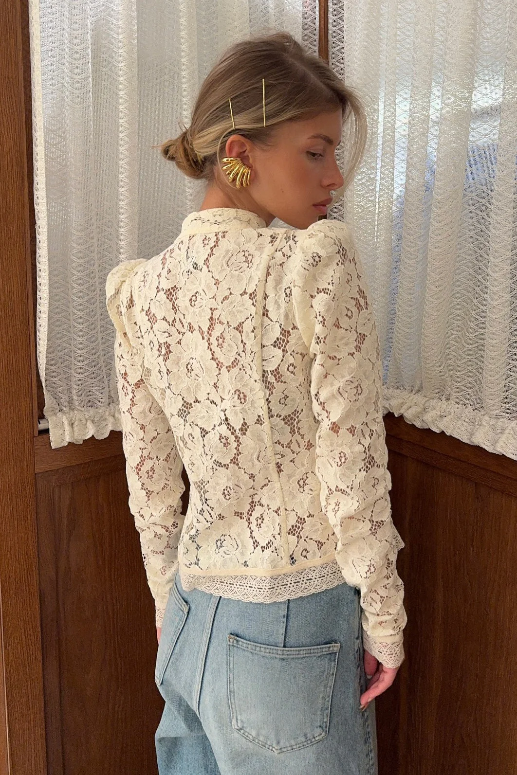 Vintage Lace Button Blouse - Image 2