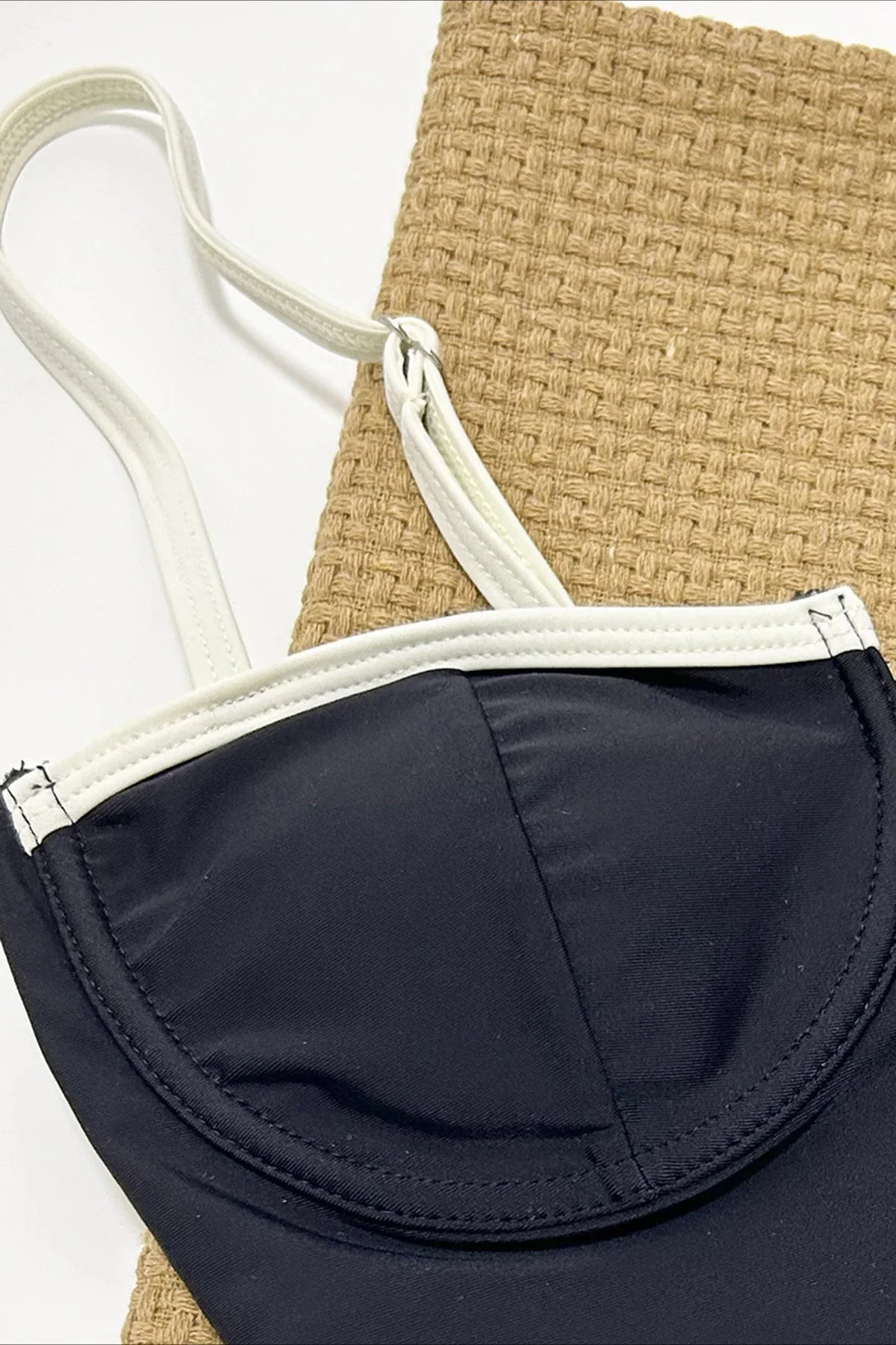 Contrast Color One Piece Bikini Set - Image 4