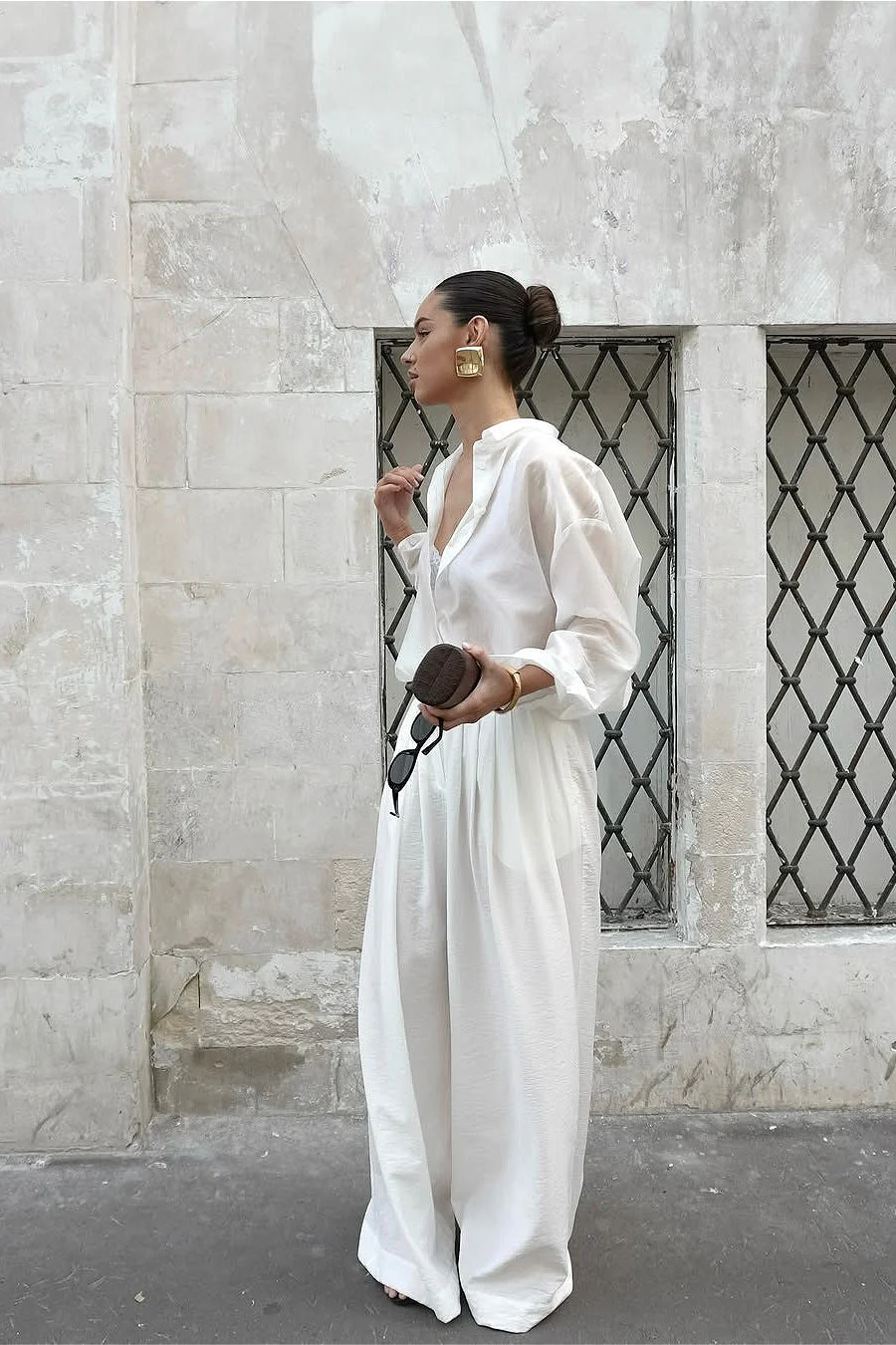 Vintage High-End Collared Loose Fit White Blouse - Image 4
