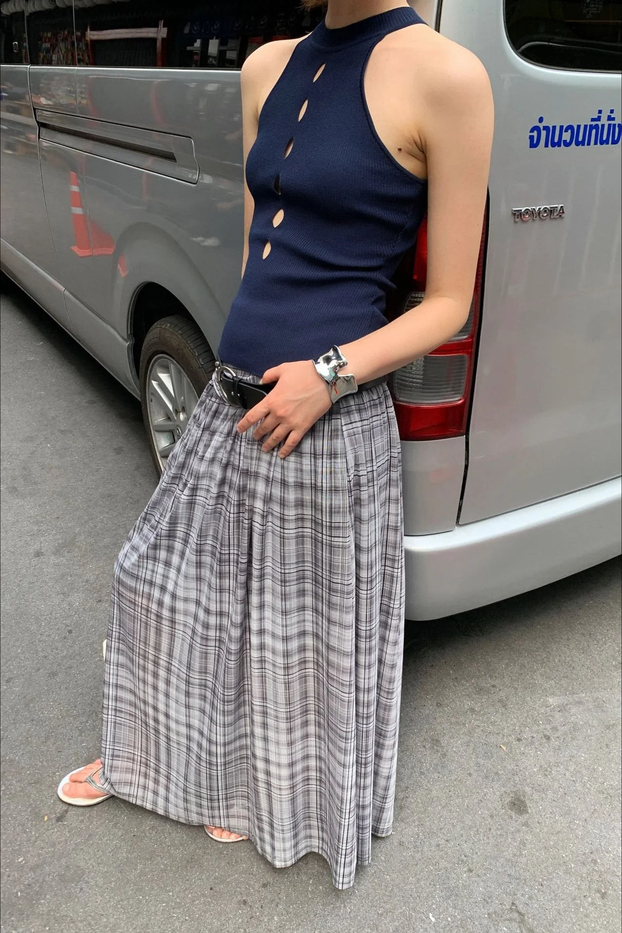 High-Waisted A-Line Mesh Plaid Maxi Skirt - Image 2