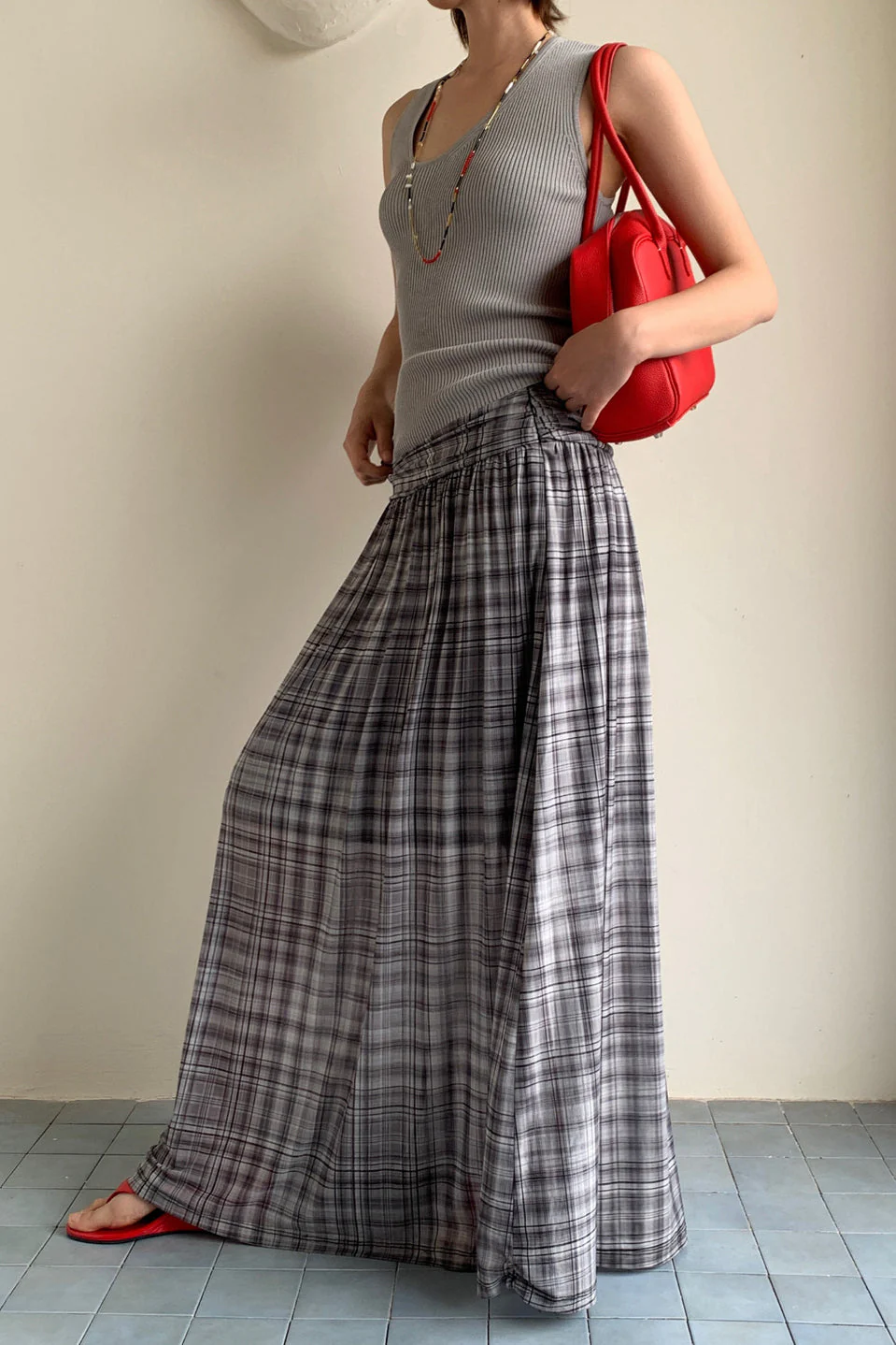 High-Waisted A-Line Mesh Plaid Maxi Skirt - Image 4
