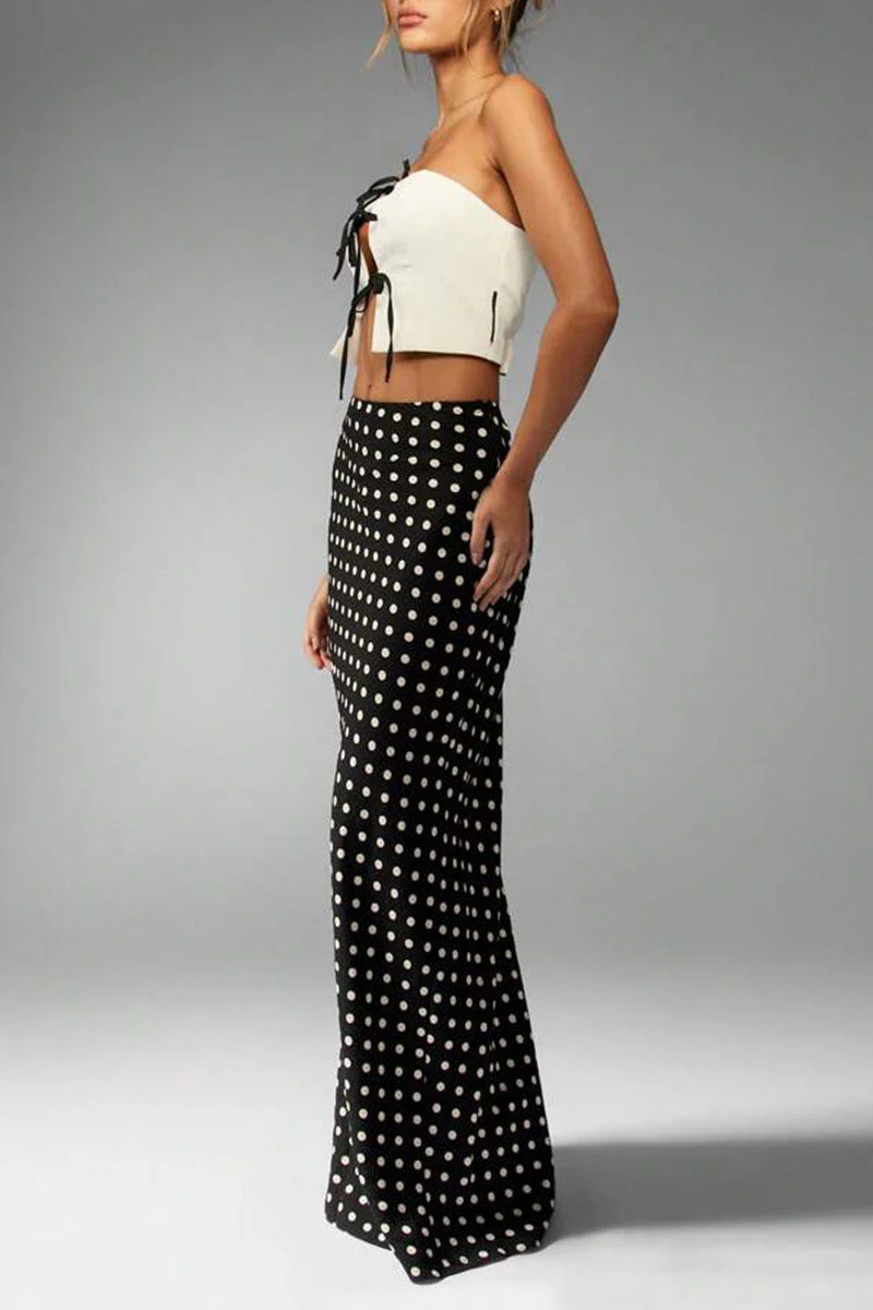 Slim Fit Polka Dot Midi Skirt - Image 2