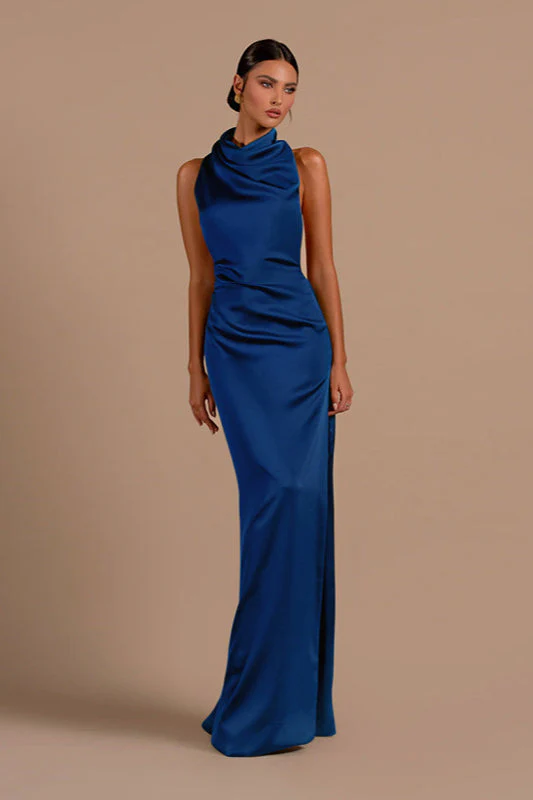 Sophisticated Halter Backless Fitted Maxi Dress - Image 3