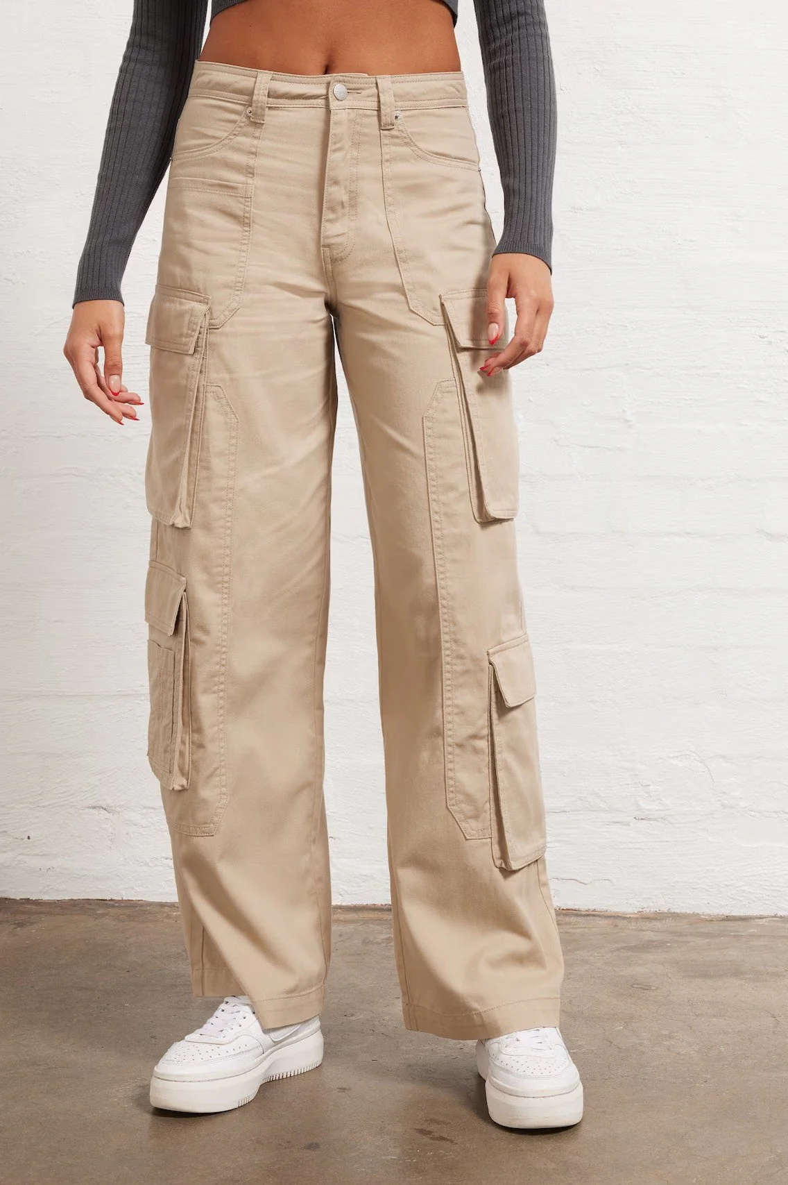 Vintage American High-Waisted Straight Leg Cargo Pant - Image 3