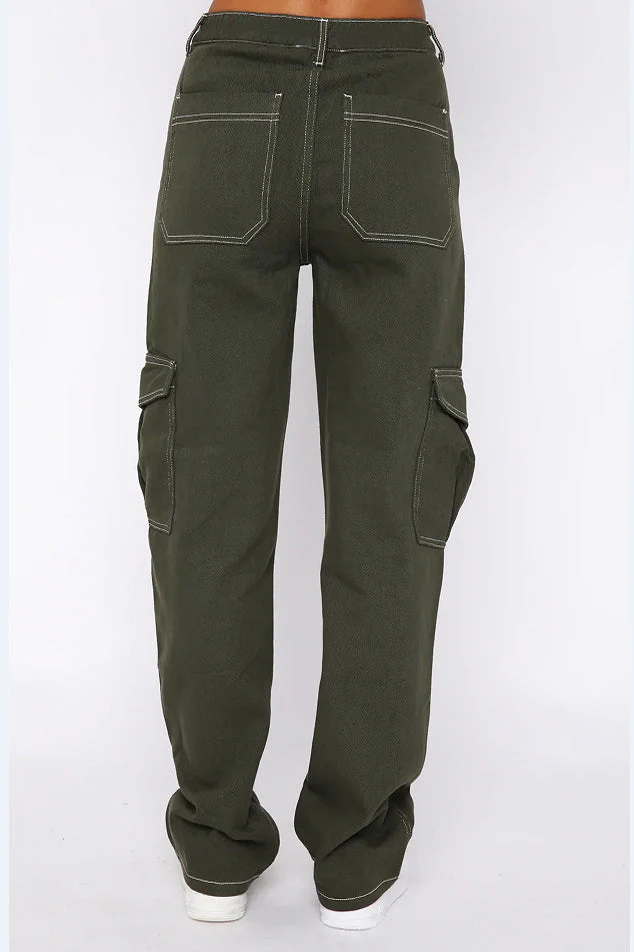 Fashionable Straight Leg Multi-Pocket Cargo Pant - Image 4