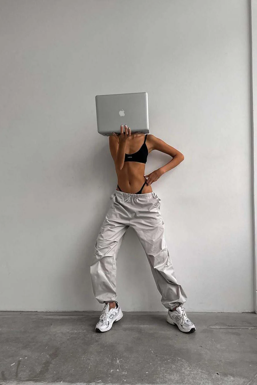 Loose Fit Casual Drawstring Cargo Pant - Image 3