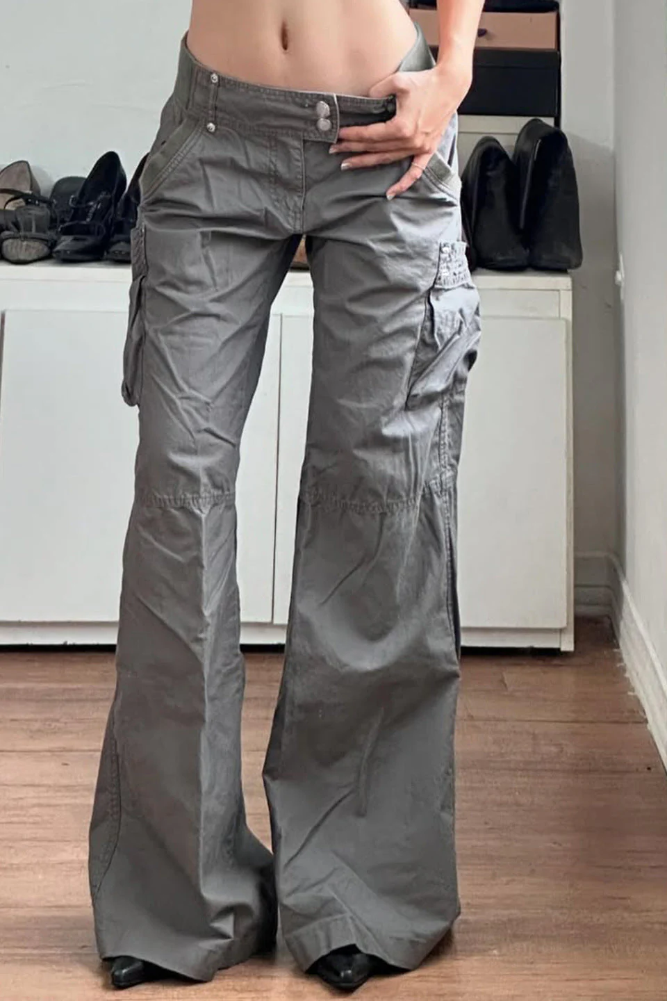 Vintage Gray Loose-Fit Cargo Pant - Image 2