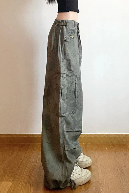 Vintage Camo Wide-Leg Cargo Pant - Image 3
