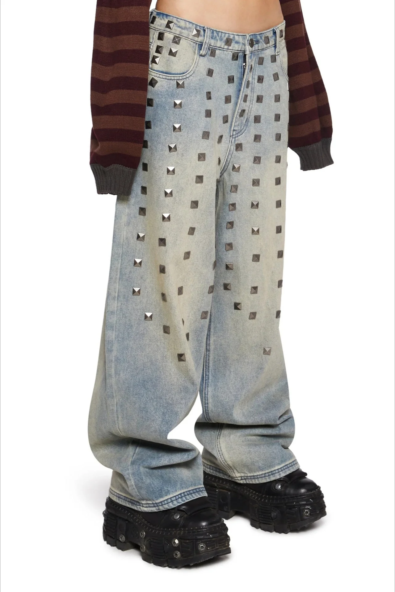 Low Rise Stud Detail Wide Leg Jean - Image 3