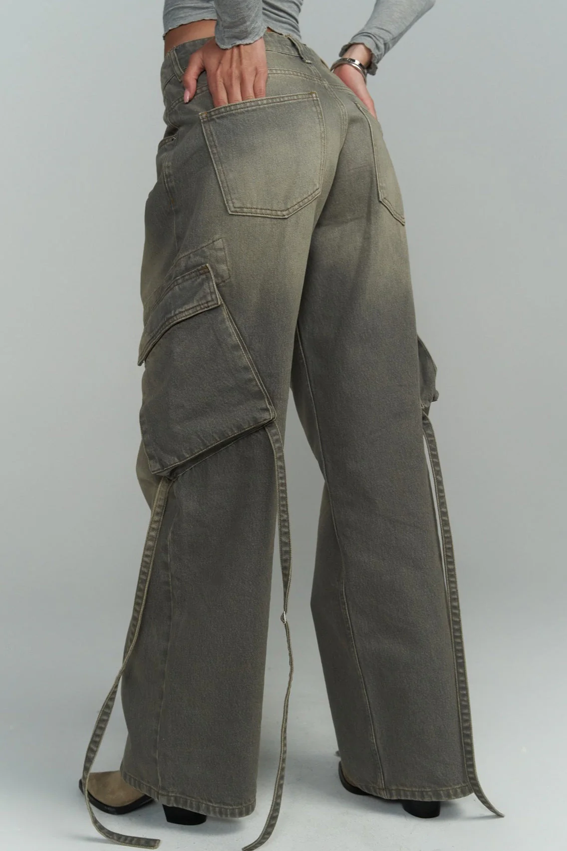 Vintage Patch Pocket Wide Leg Jean - Image 4