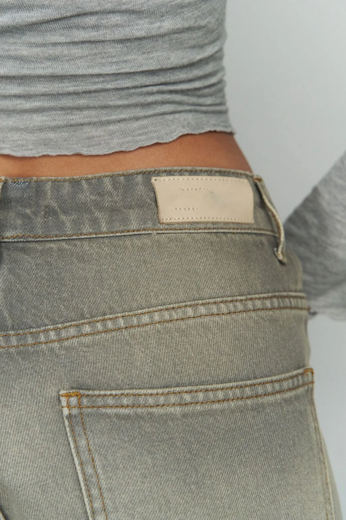 Vintage Patch Pocket Wide Leg Jean - Image 6