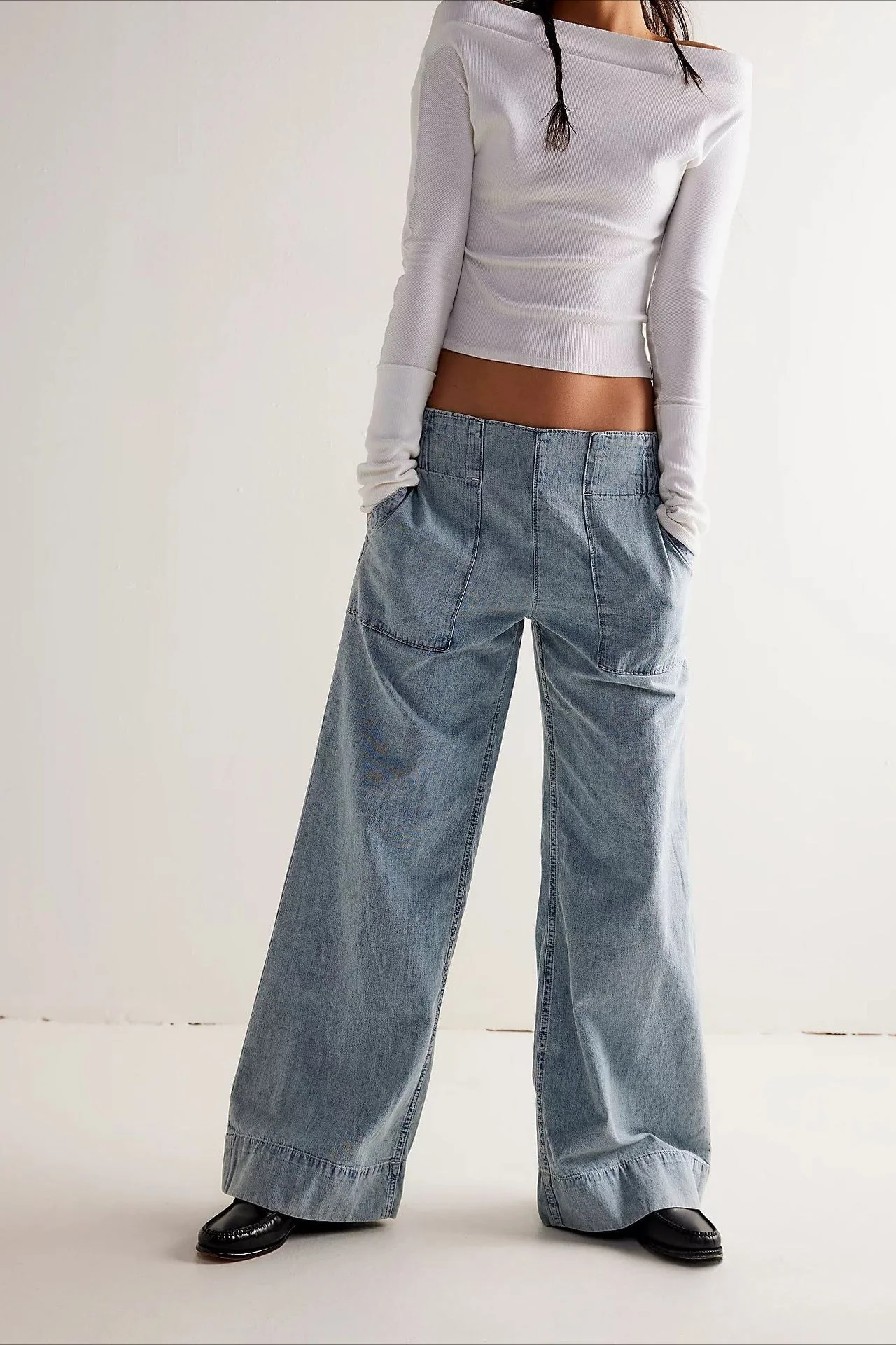 Ruched Elastic Waist Wide Leg Jean - Image 2
