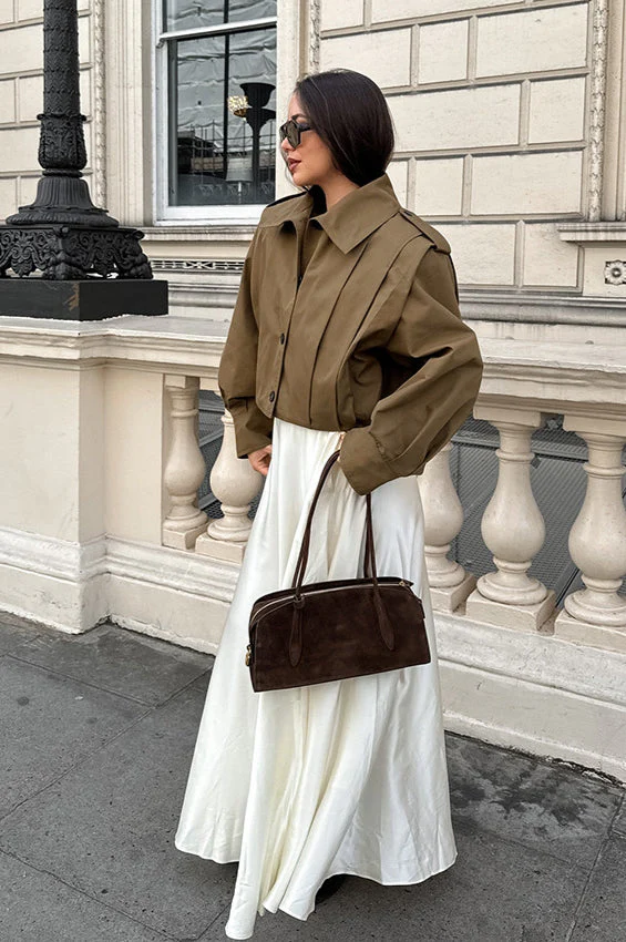 Chic Pleated Detail Short Coat - Image 6