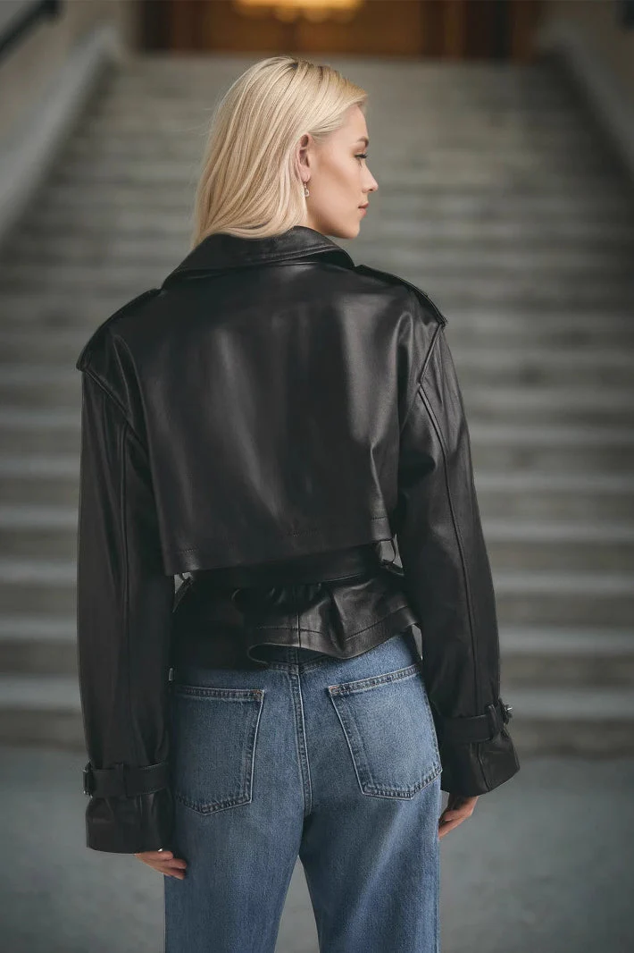 Street Style Cropped Leather Coat - Image 3