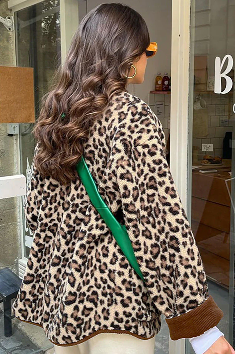 Trendy Faux Shearling Coat - Image 4