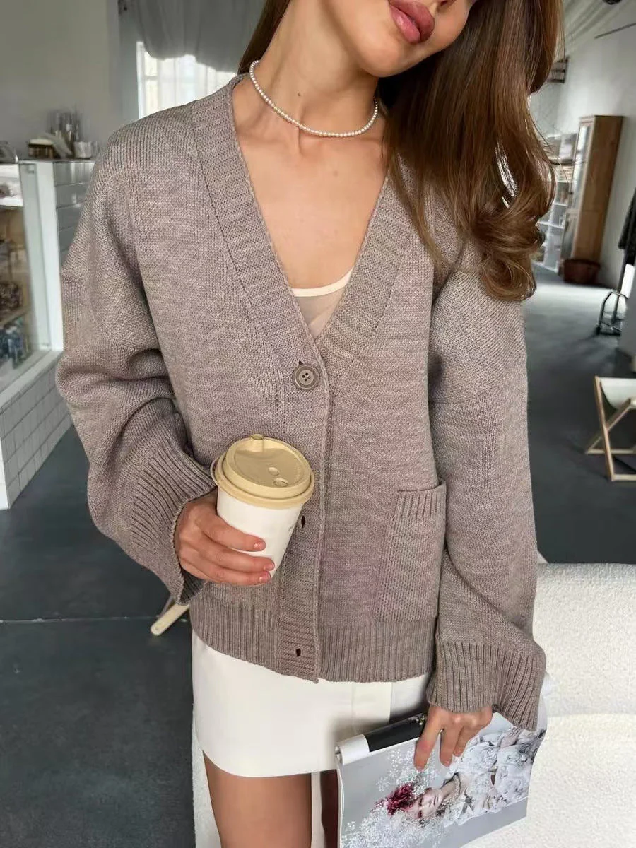 V-Neck Pocket Knit Cardigan - Image 3