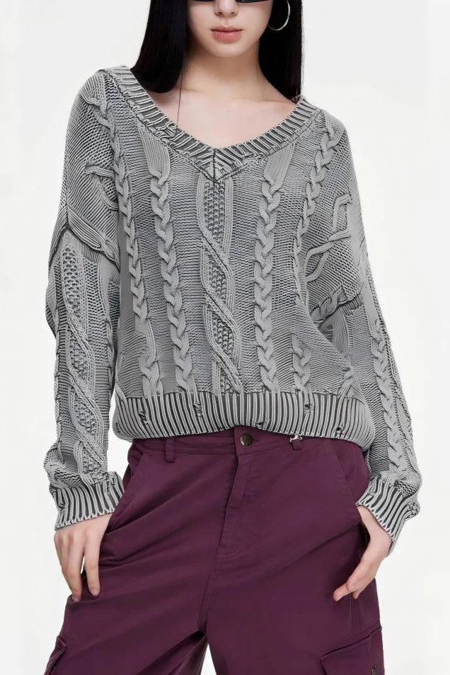 V-Neck Long Sleeve Cable Knit Sweater - Image 4