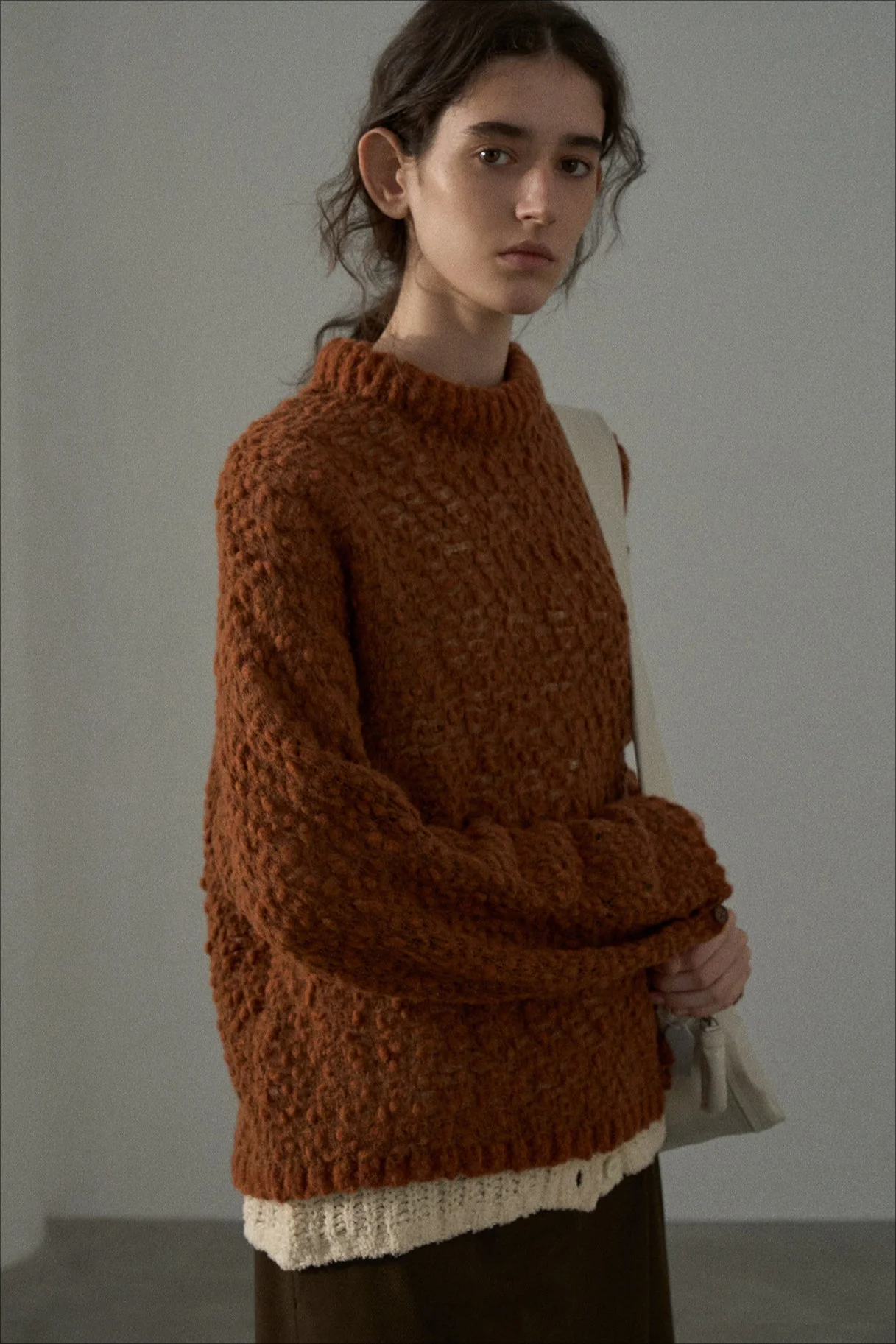 Textured Breathable Bean Yarn Knit Sweater - Image 2