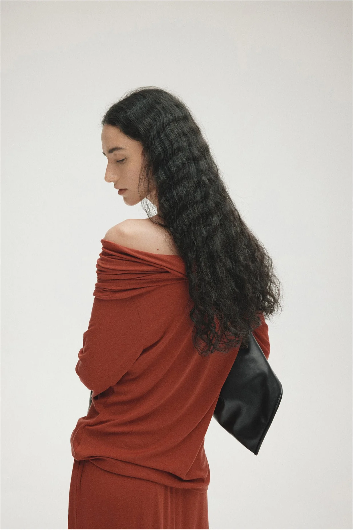 Tencel Off-Shoulder Fitted Knit Sweater - Image 3