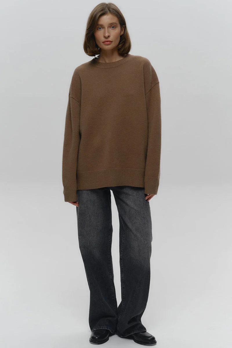 Loose Fit Crew Neck Knit Sweater - Image 4