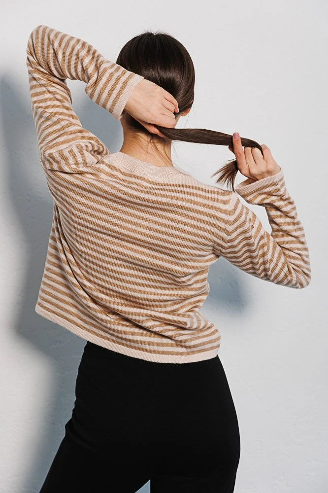 Ribbed Colorblock Striped Knit Sweater - Image 6