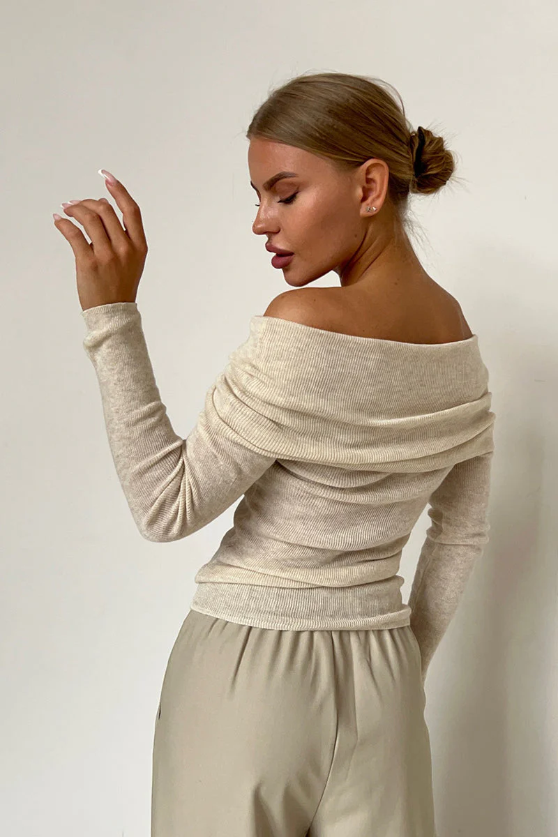 Off-Shoulder Fitted Crew Neck Knit Sweater - Image 5