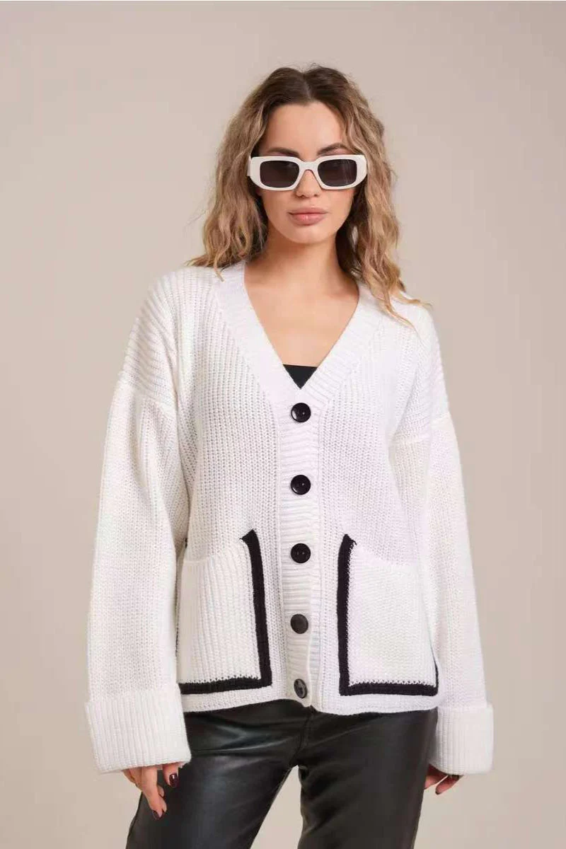 Colorblock Pocket V-Neck Knit Cardigan - Image 3