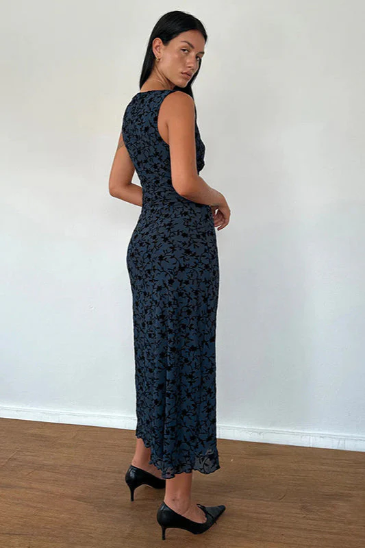 Floral Print V-Neck Sleeveless Fitted Party Dress - Image 9
