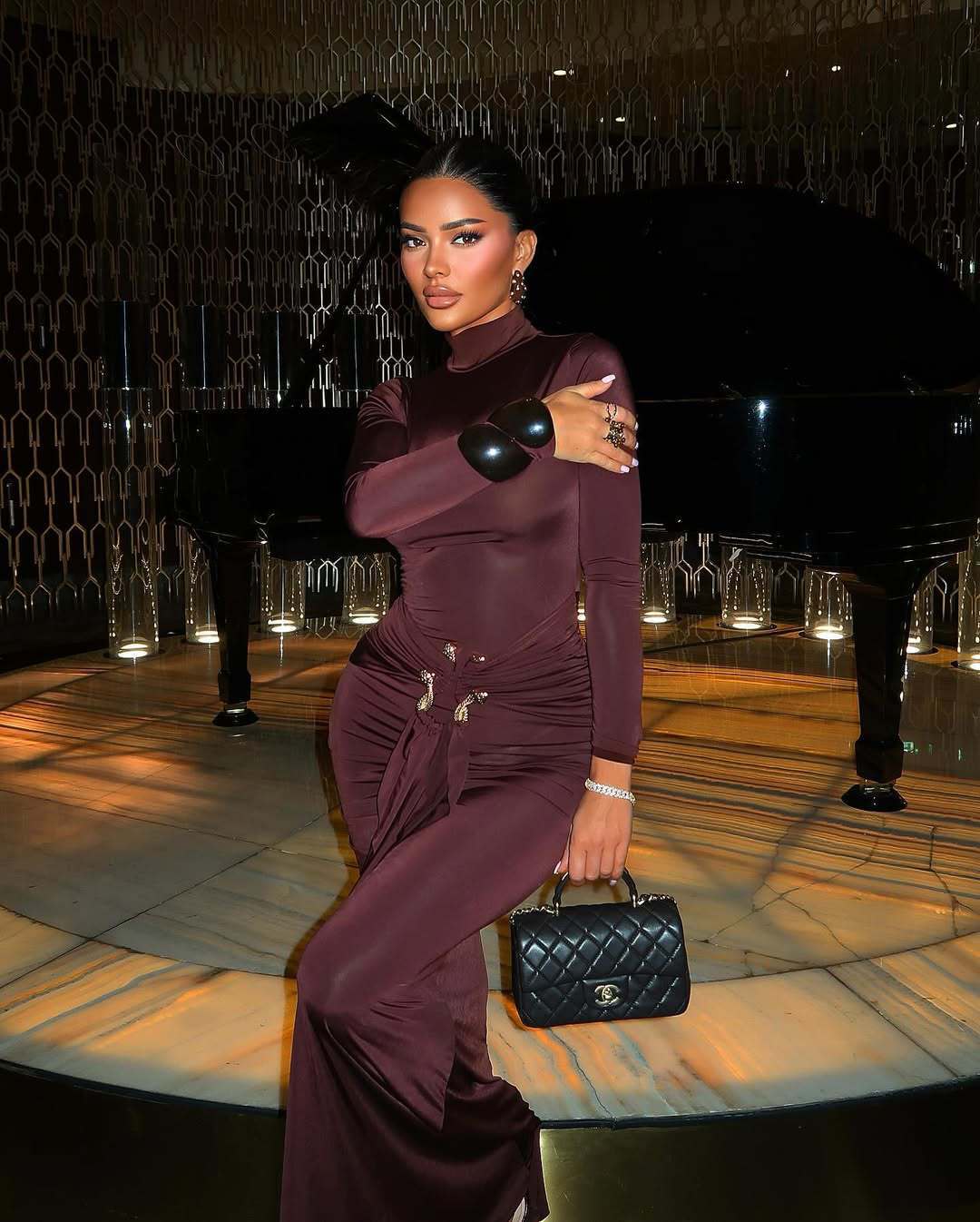 Metallic Accent Solid Bodycon Party Dress - Image 6