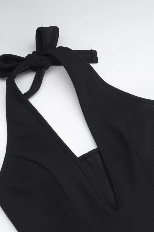 Halter Deep V Ruffled Bodycon Party Dress - Image 8