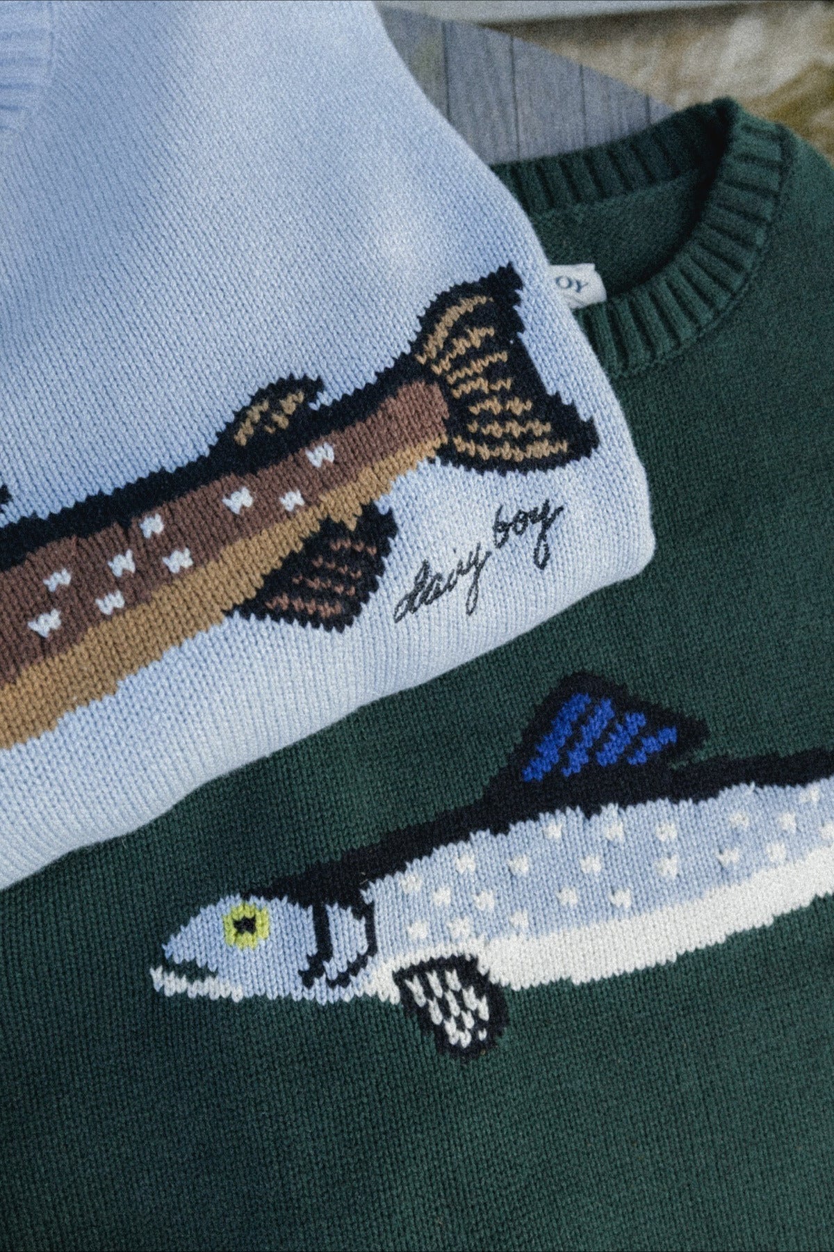 Oversized Fish Print Pullover Sweatshirt - Image 9