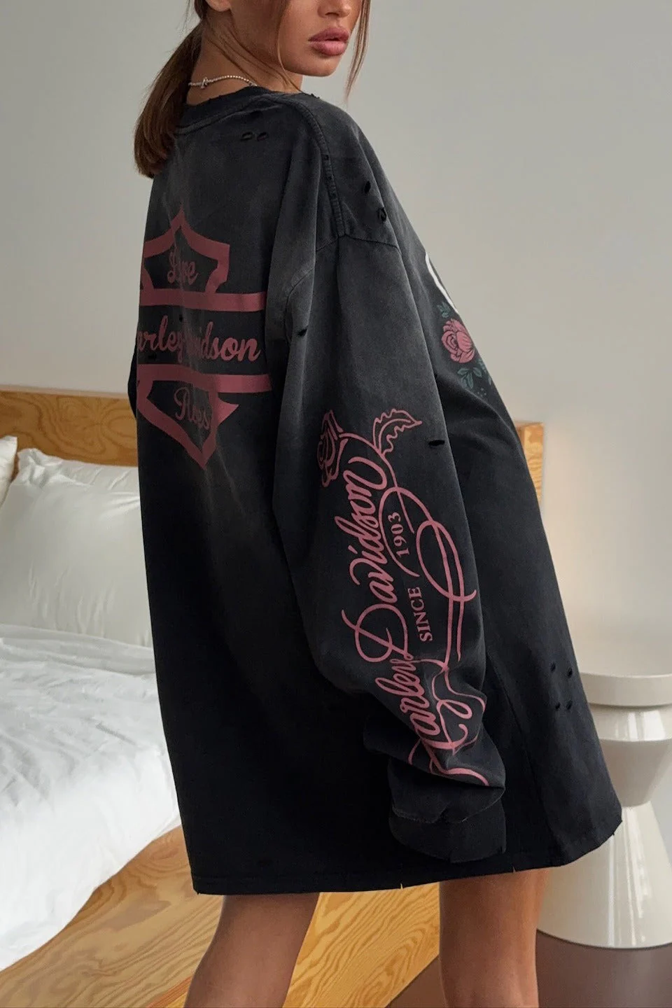 Vintage Distressed Rose Print Sweatshirt - Image 4