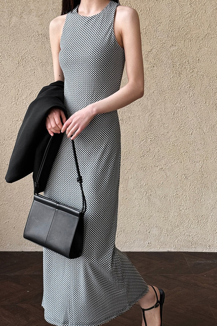 Sleeveless Checkered Bodycon Maxi Dress - Image 4