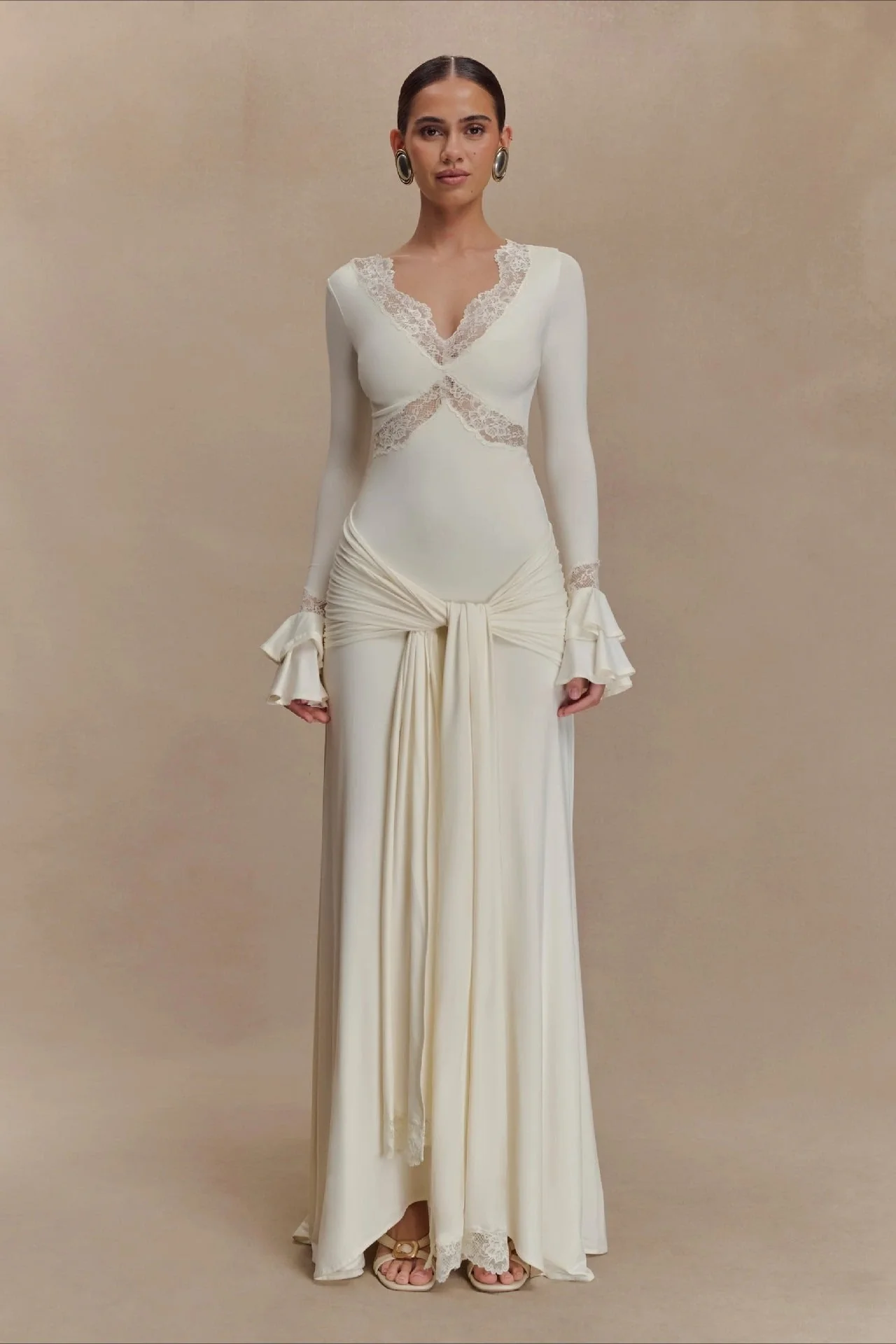Lace Bodycon Flare Sleeve Maxi Dress - Image 3
