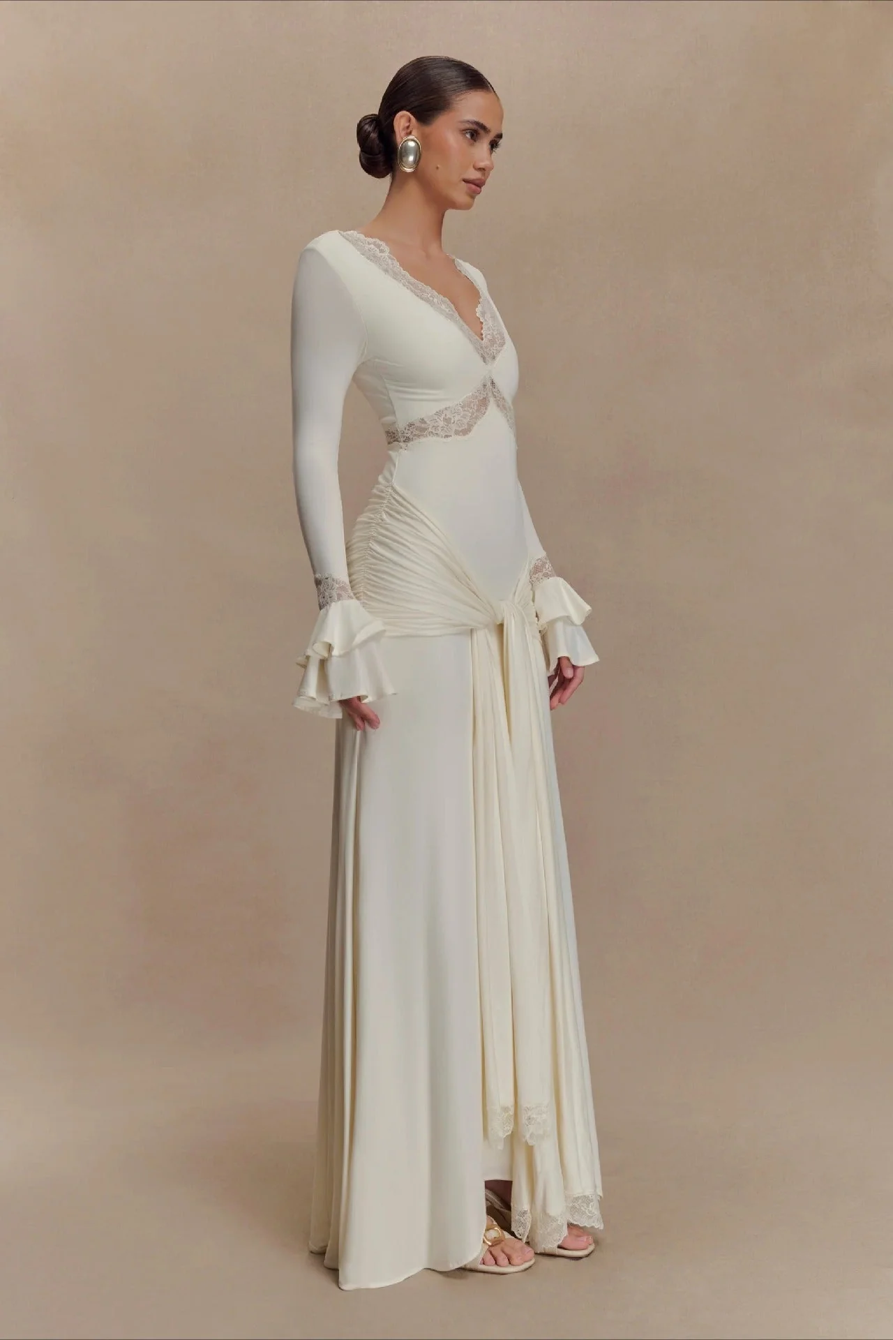 Lace Bodycon Flare Sleeve Maxi Dress - Image 4