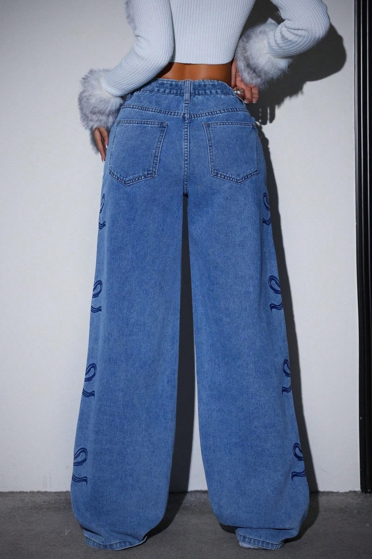 High Waist Washed Bow Tie Jeans - Image 6