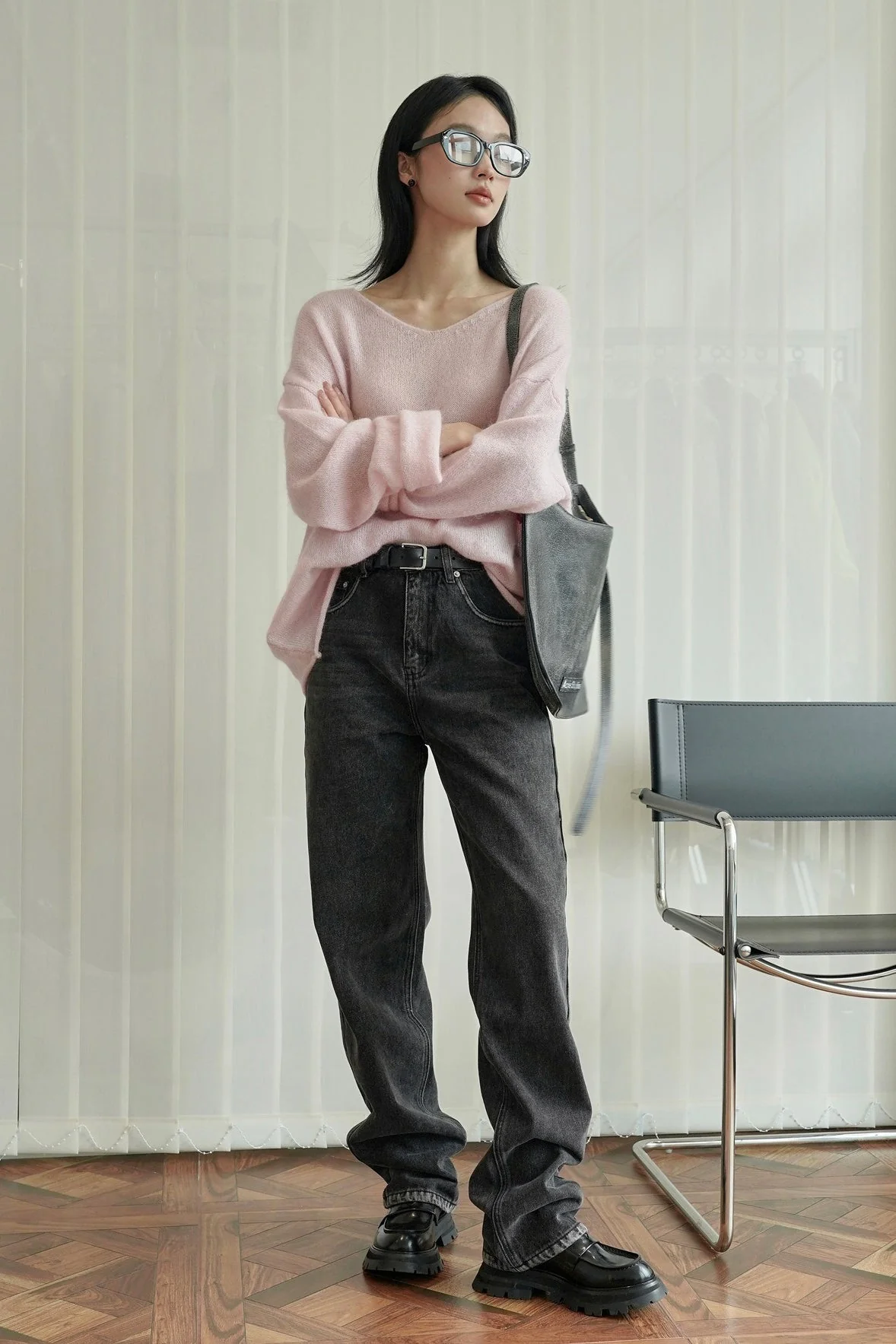 Loose Fit Ripped Wide Leg Jeans - Image 2
