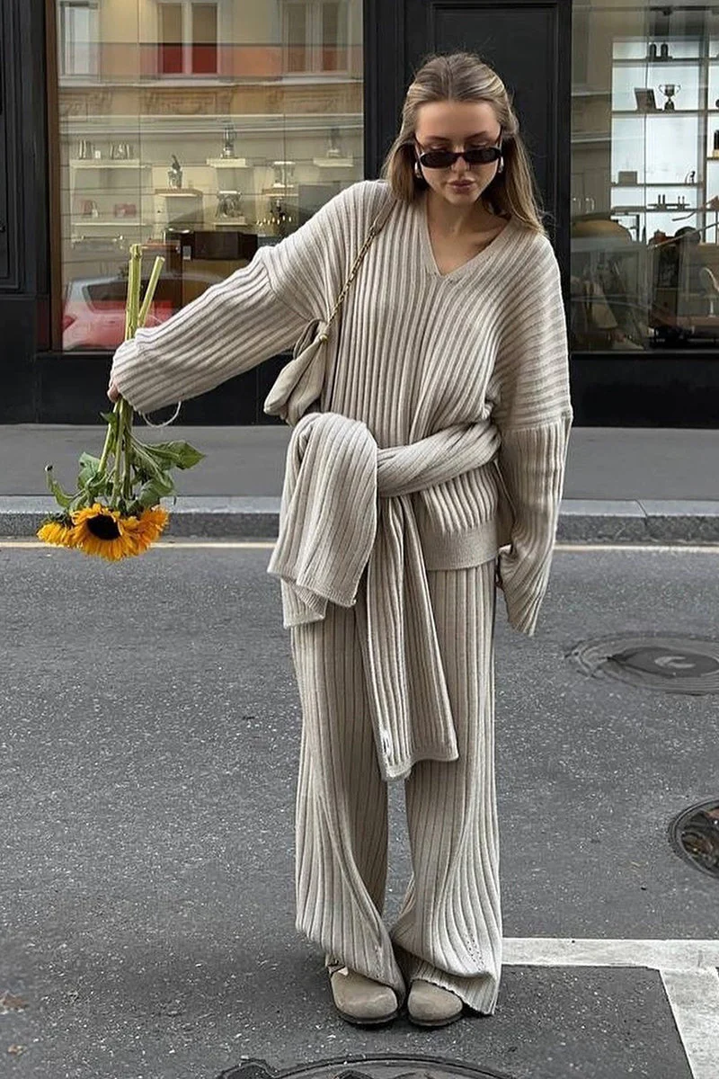 Relaxed Fit V Neck Ribbed Sweater with Pants Two Piece Pants Set - Image 10