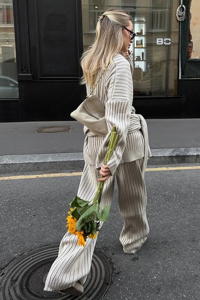 Relaxed Fit V Neck Ribbed Sweater with Pants Two Piece Pants Set - Image 11