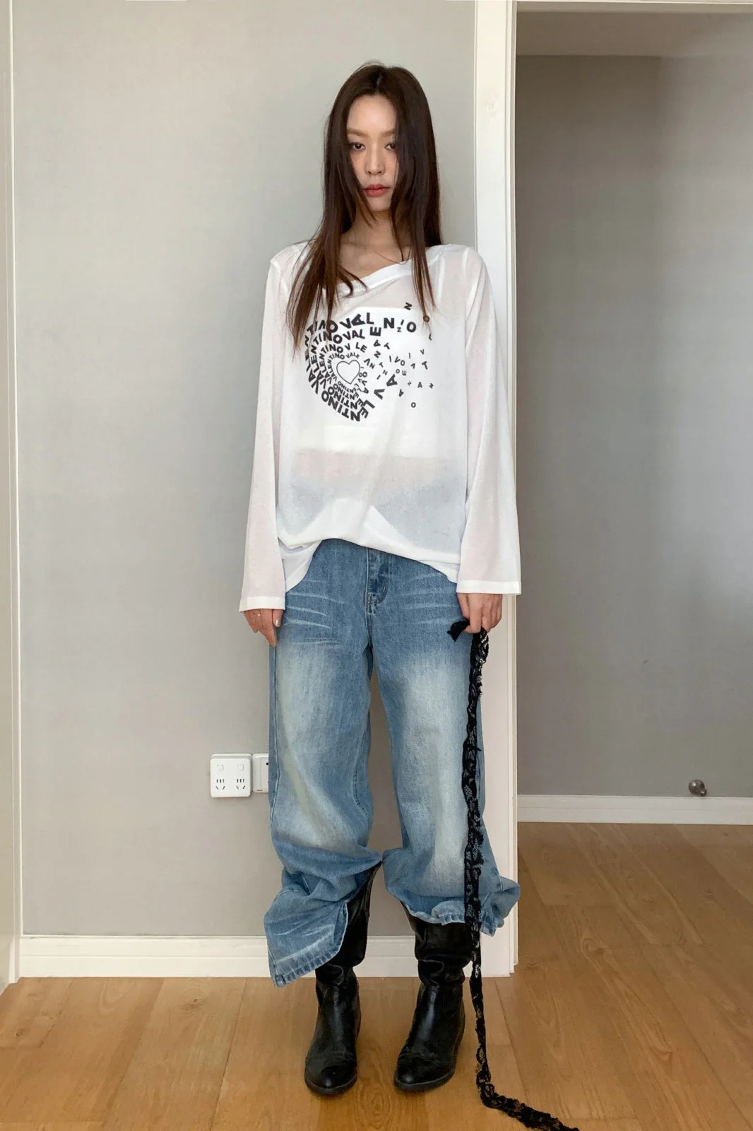 Loose Fit Creased Denim Jeans - Image 5